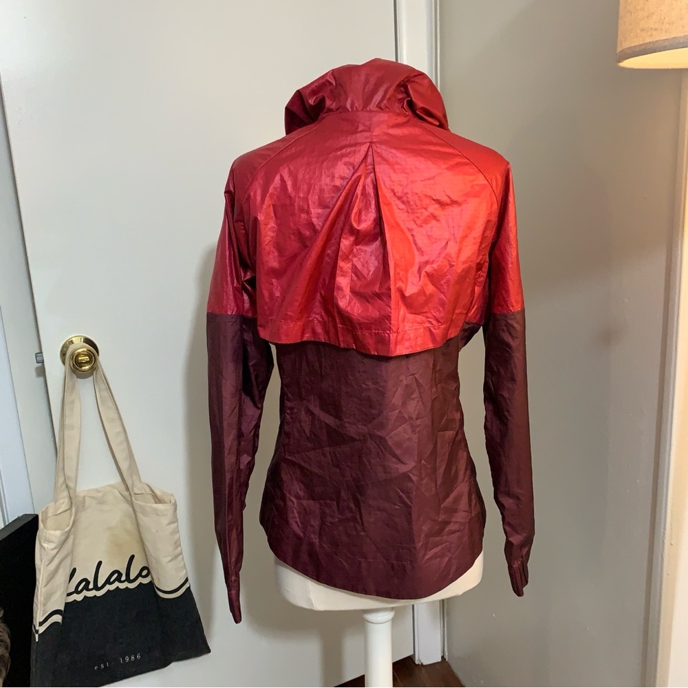 Nike Red and Burgundy Windbreaker Jacket - Picture 6 of 10